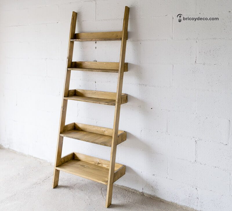 muebles DIY: estantería escalera