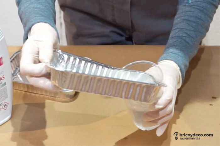 truco para mezclar resina epoxi o porcelanato líquido