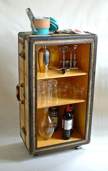 decorar con maletas y reciclar como mueble bar