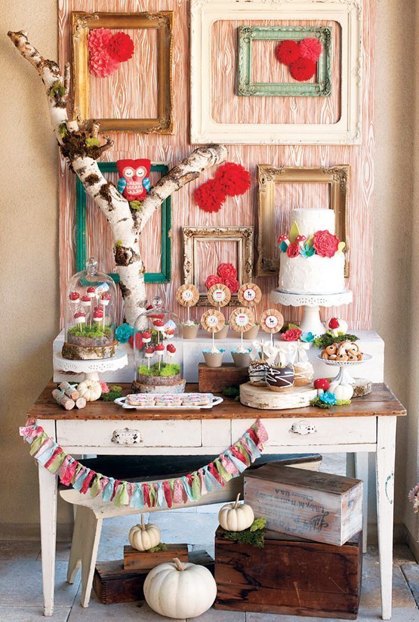 decorar fiestas DIY con cuadros