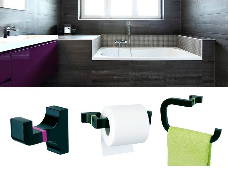 elegir accesorios de baño con matices de color