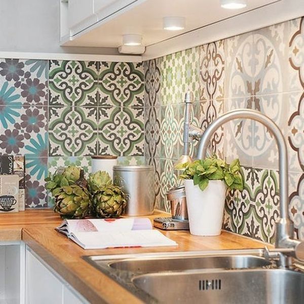 ideas para decorar con baldosas hidráulicas en la cocina