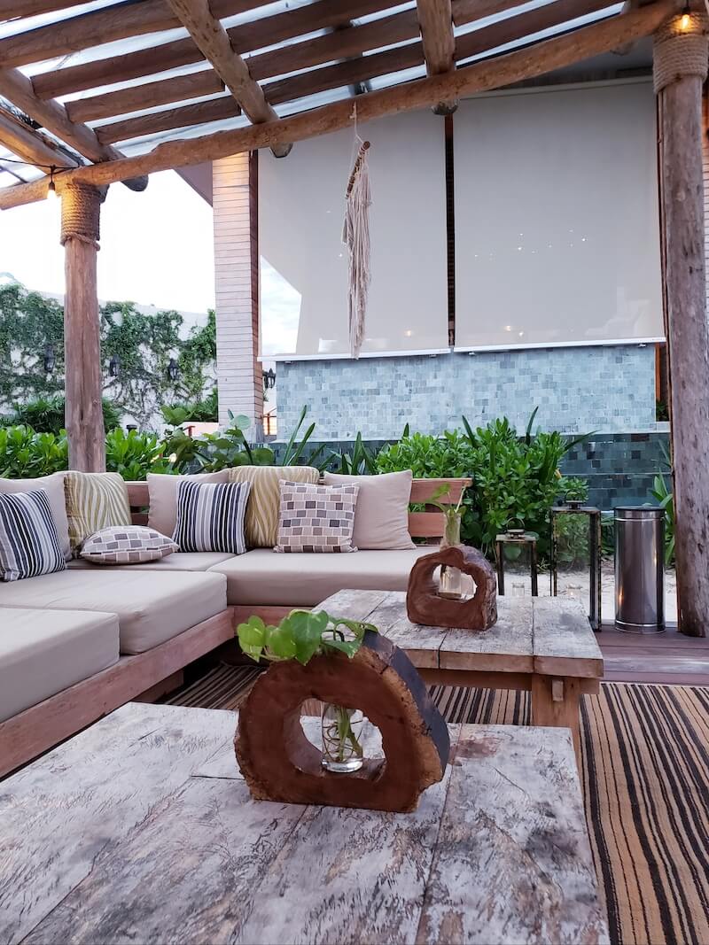 pérgola con estor