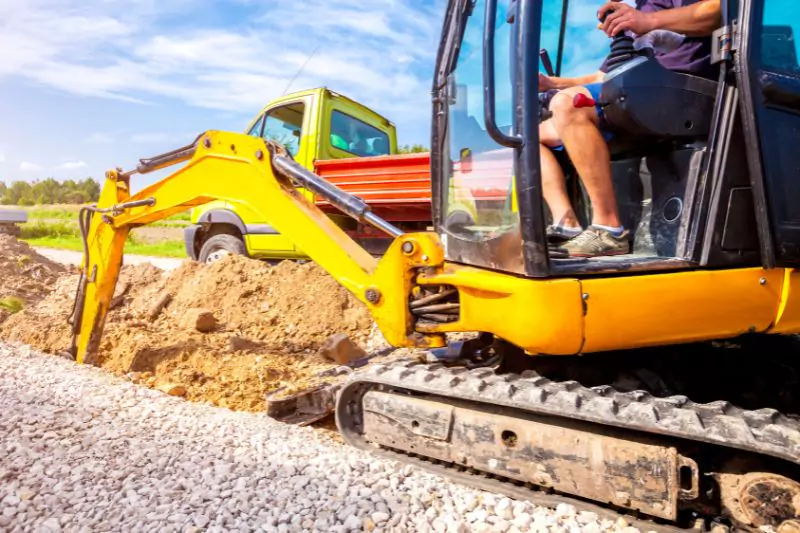 alquiler de miniexcavadoras