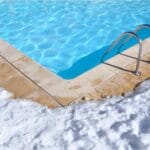 Cómo mantener tu piscina en invierno
