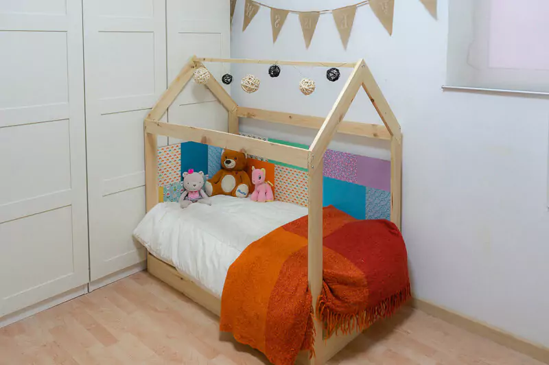 cama montessori para niños
