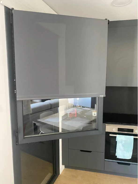 estores enrollables sin taladrar para la cocina